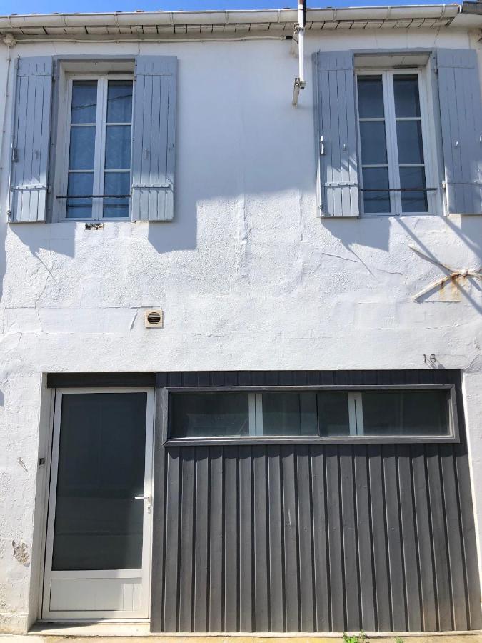 Le Farniente, Belle Maison Pres Du Port Ла-Рошель Экстерьер фото